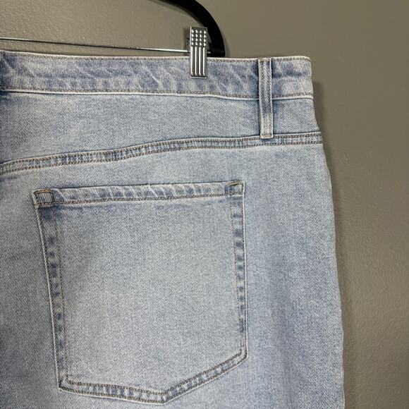 Lane Bryant NWT Coquette Embroidered Boyfriend Capri Jeans - 26 - Women's Plus - Picture 8 of 10